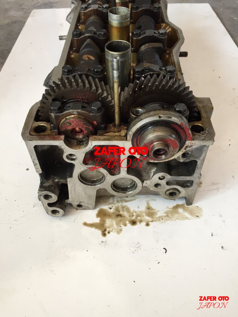 TOYOTA - COROLLA / 5A 1.6 KARBÜRATÖRLÜ SİLİNDİR KAPAĞI